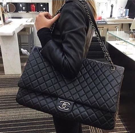 oversized chanel bag - chanel large classic tote bag.